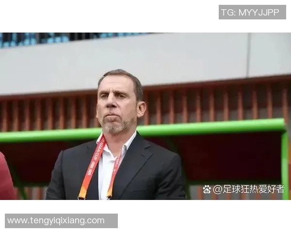 足球明星因不满战术安排与教练发生冲突引发热议